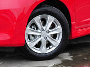 2011款 1.5L AT 全景天窗版 2011款 1.5L AT 全景天窗版