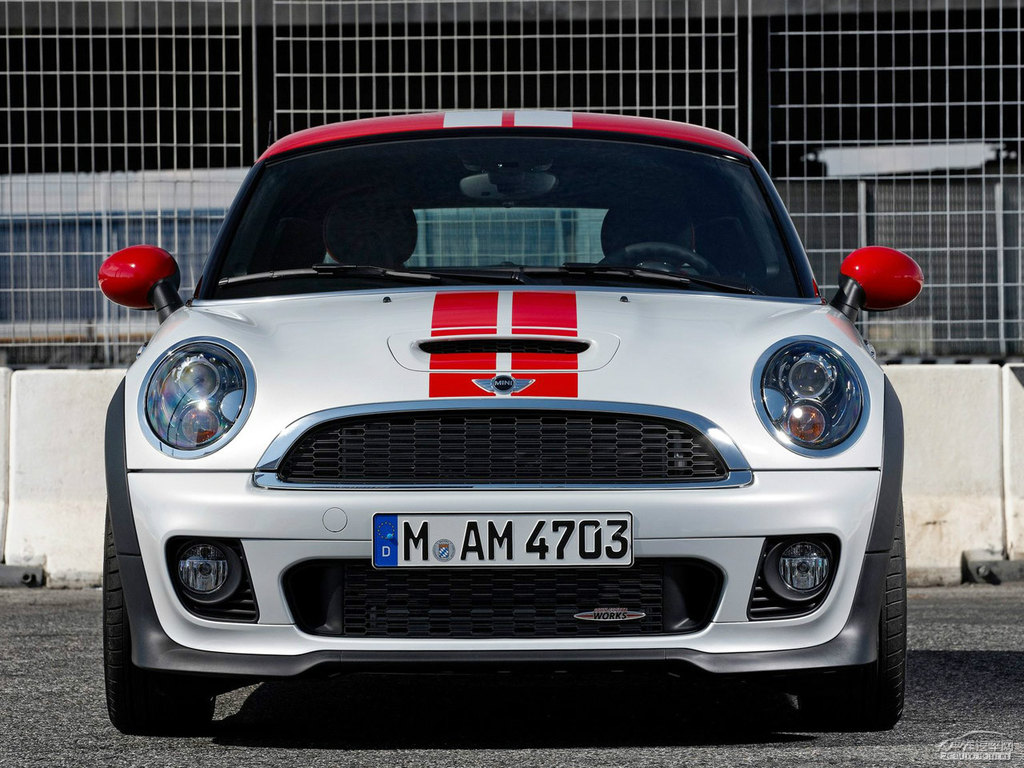 yɫMINI COUPE܇^^DƬ
