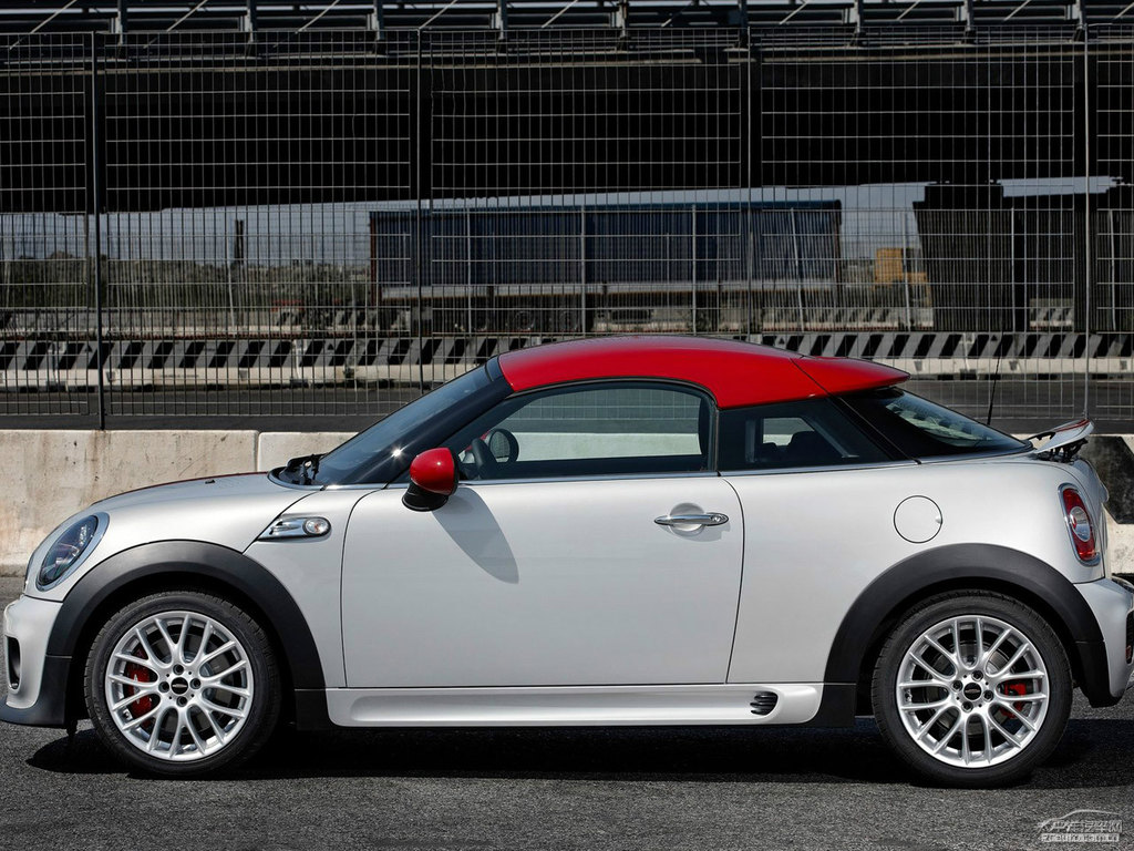 yɫMINI COUPE܇^^DƬ