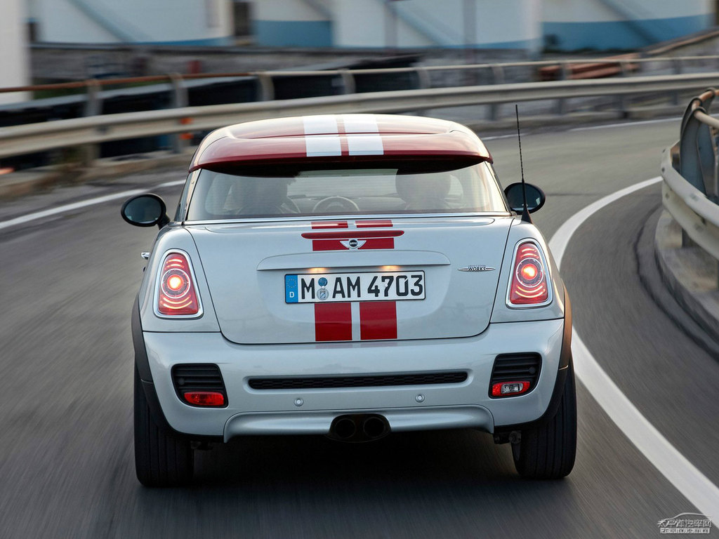 yɫMINI COUPE܇^^DƬ