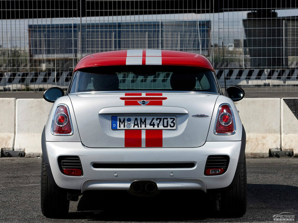 yɫMINI COUPE܇^^DƬ