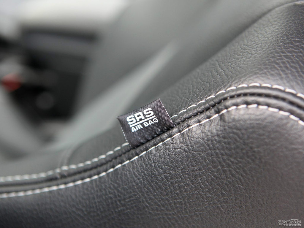 皓白酷搏內(nèi)飾圖片