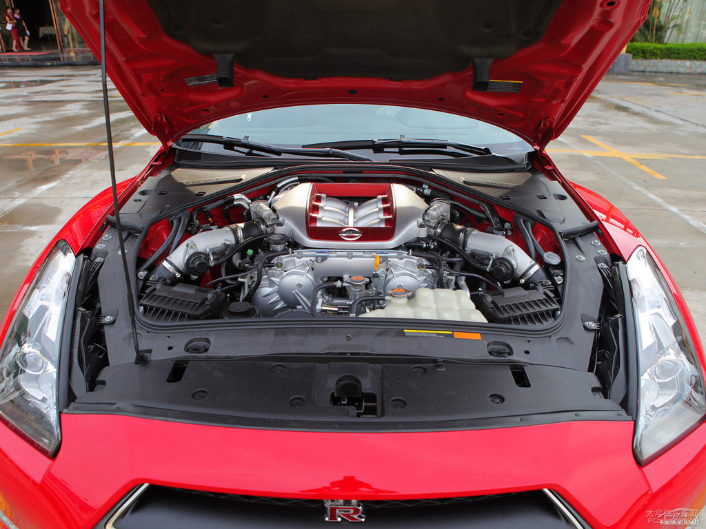 ێrtծa(chn)GT-R(x)(ji)DƬ