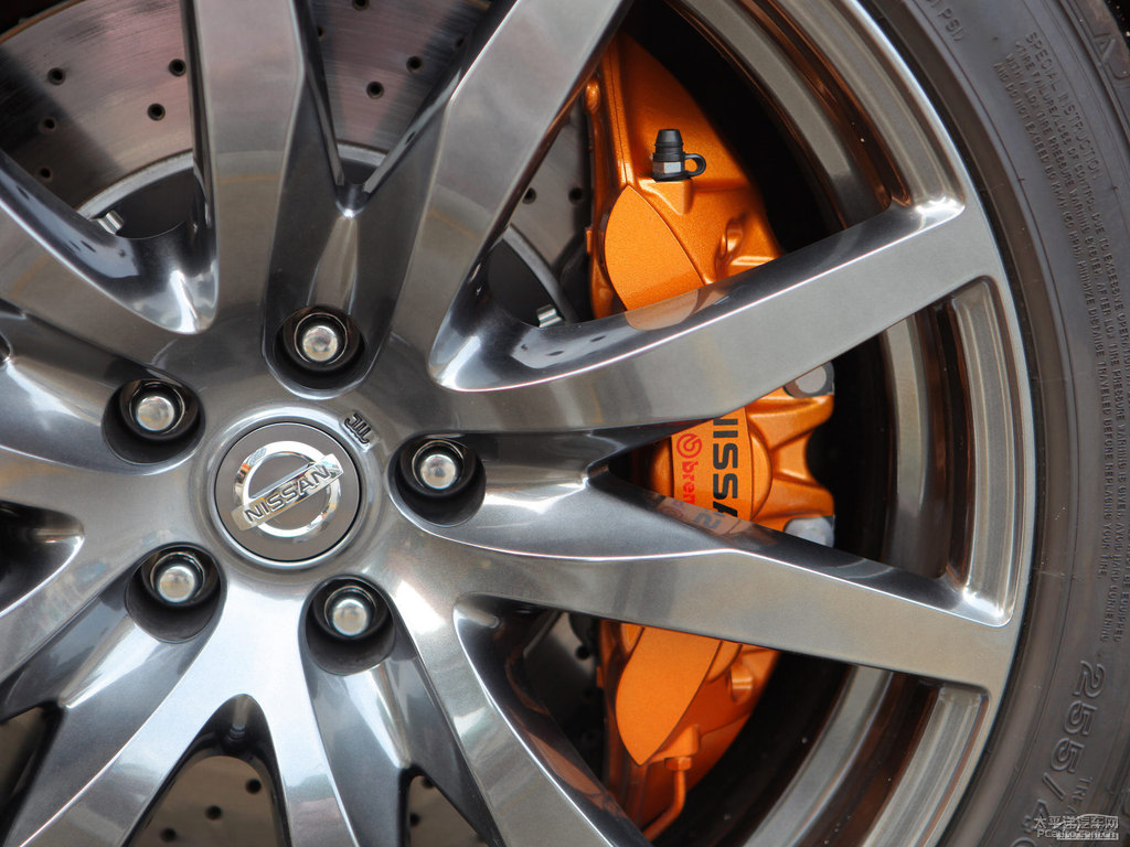 ێrtծa(chn)GT-R(ji)DƬ