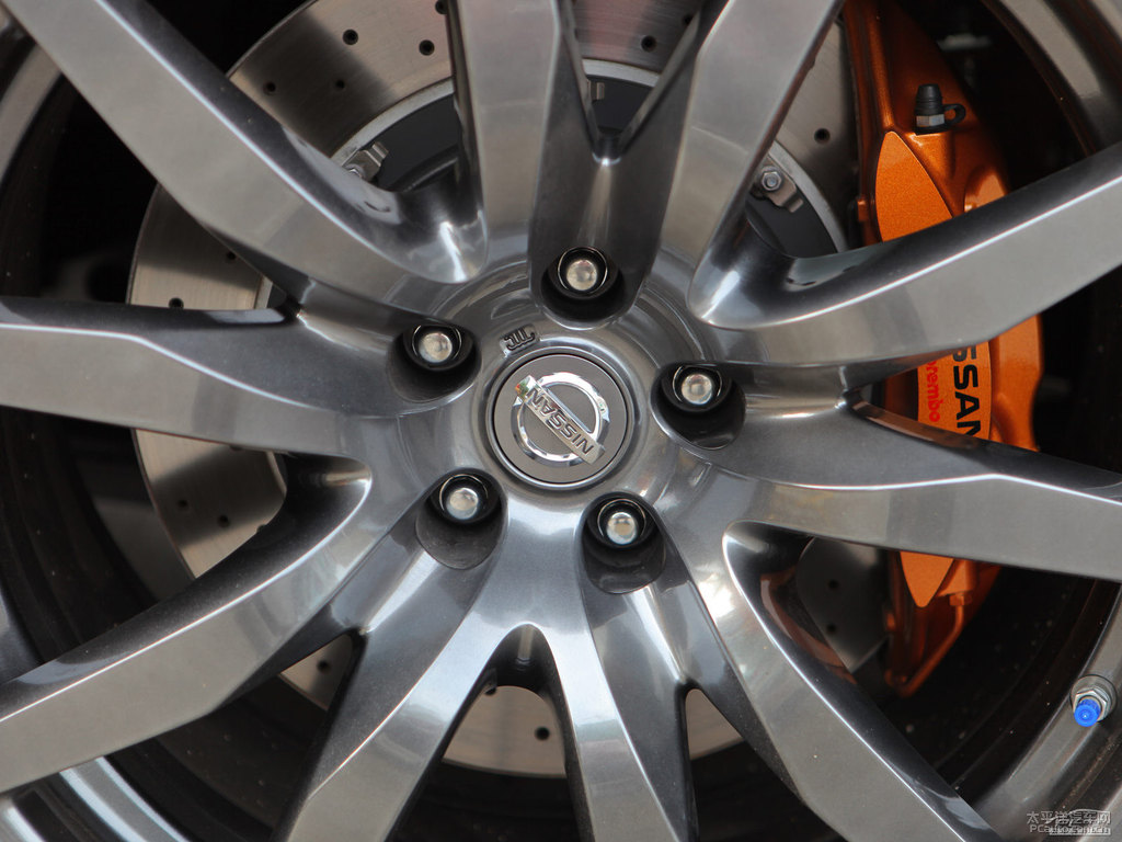 ێrtծa(chn)GT-R(x)(ji)DƬ