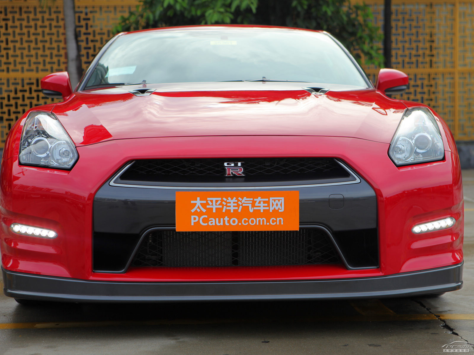 日產(chǎn)GT-R外觀高清大圖
