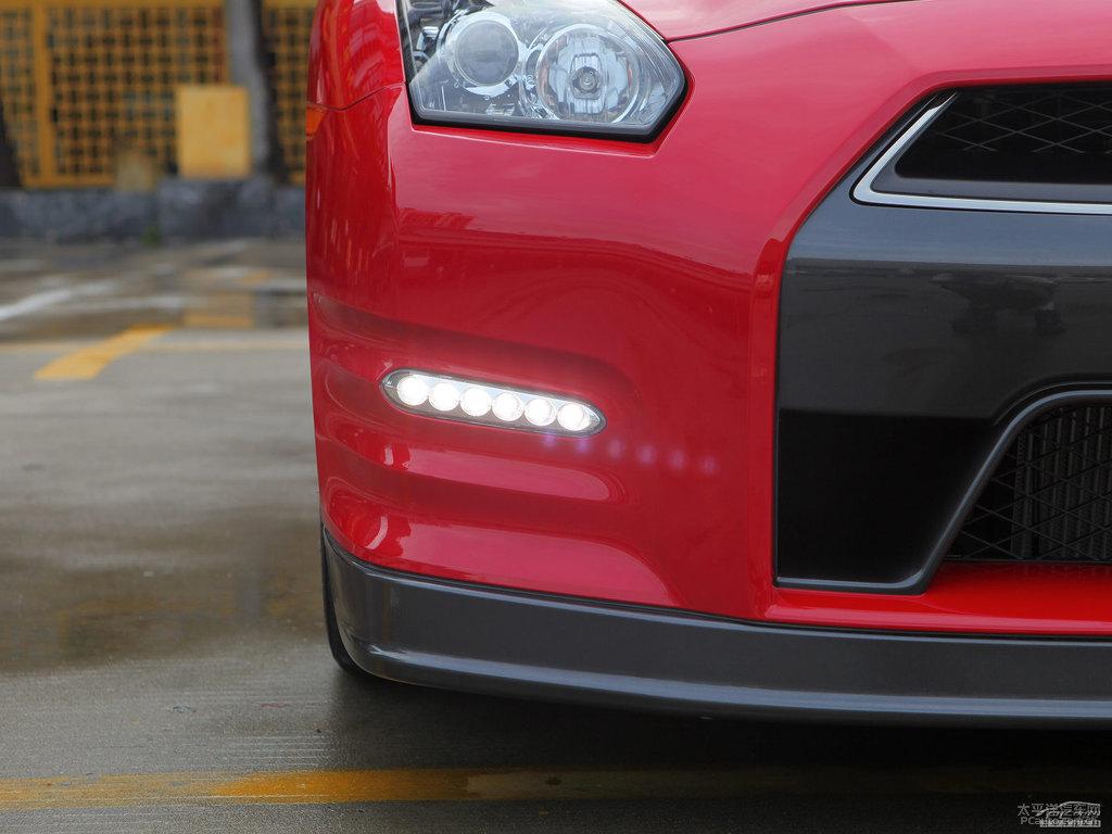 ێrtծa(chn)GT-R^DƬ