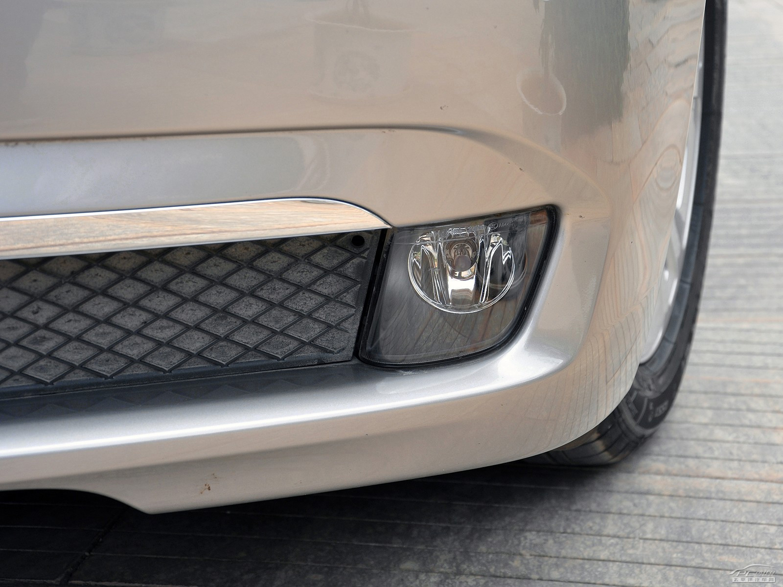 寶馬7系外觀高清大圖