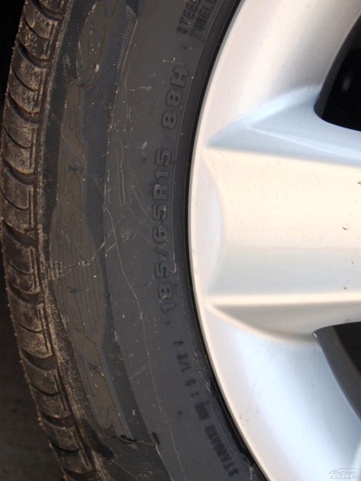 驪威細(xì)節(jié)高清大圖