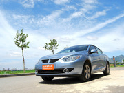 2011款 2.0L 豪華導(dǎo)航版 2011款 2.0L 豪華導(dǎo)航版