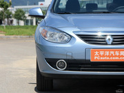 2011款 2.0L 豪華導(dǎo)航版 2011款 2.0L 豪華導(dǎo)航版