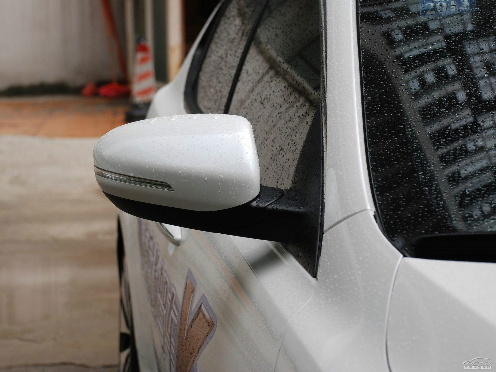 起亞K5凱酷外觀高清大圖