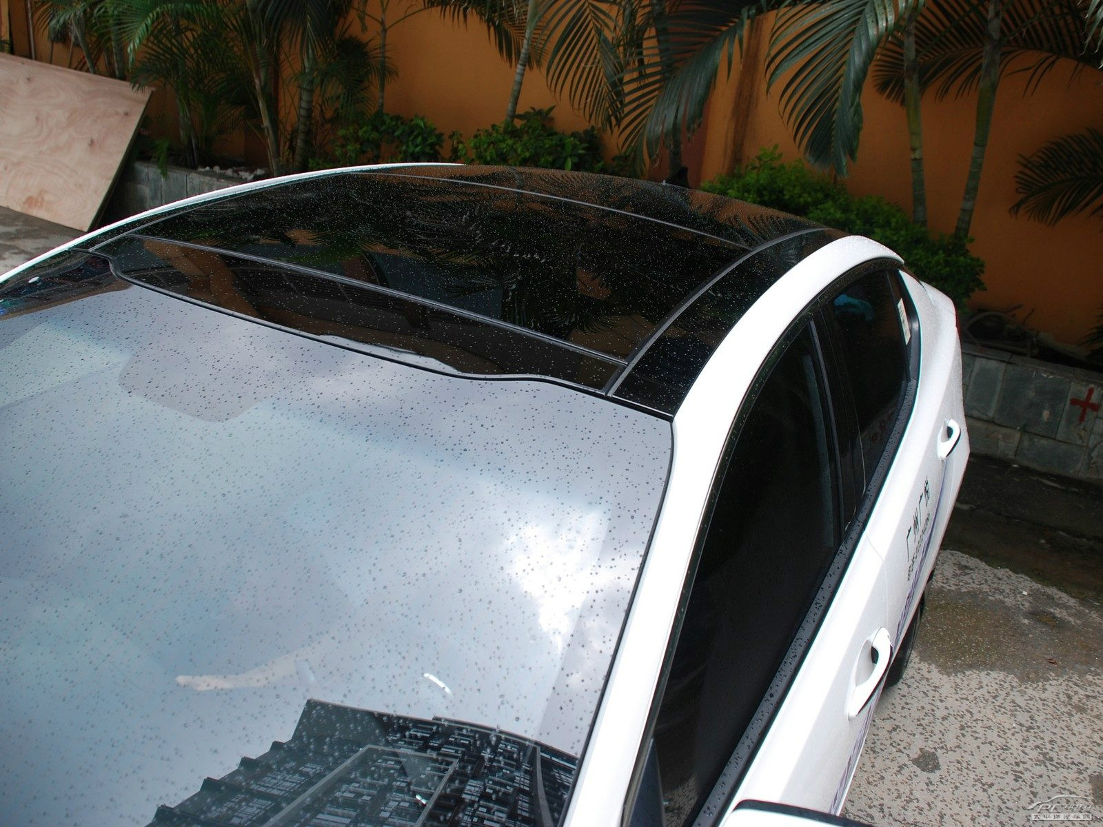 起亞K5凱酷外觀高清大圖