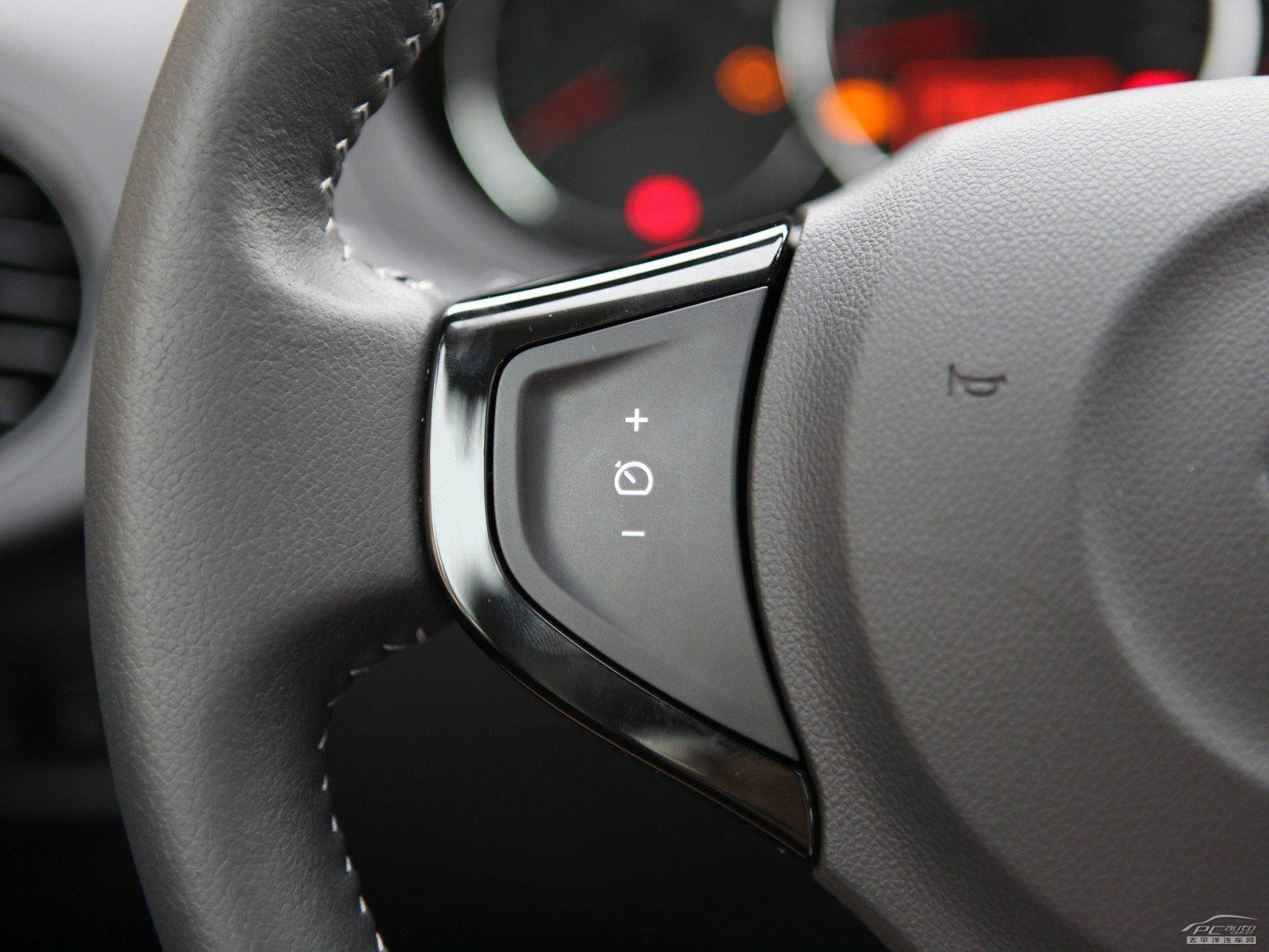 科雷傲(進(jìn)口)內(nèi)飾高清大圖