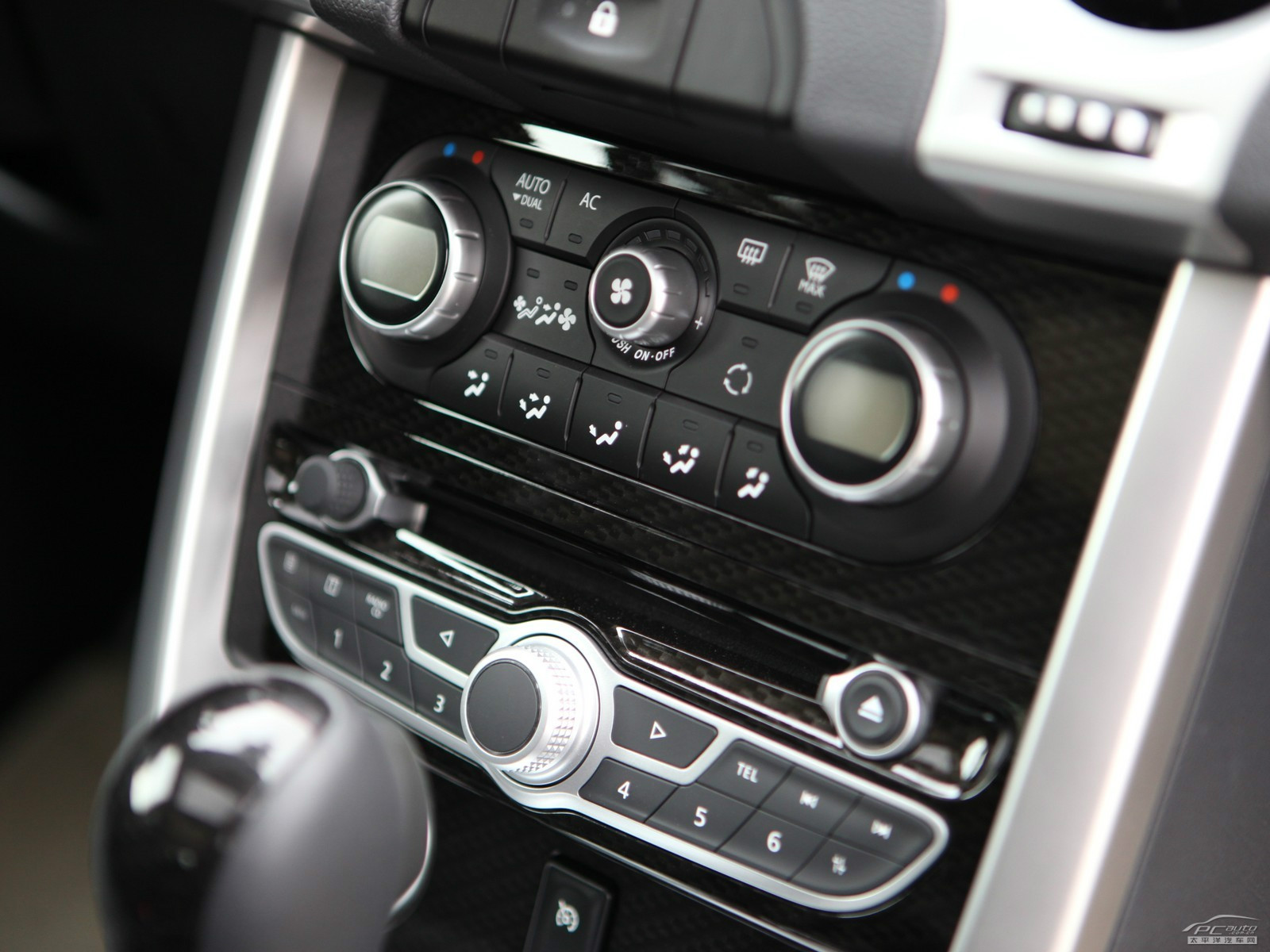 科雷傲(進(jìn)口)內(nèi)飾高清大圖