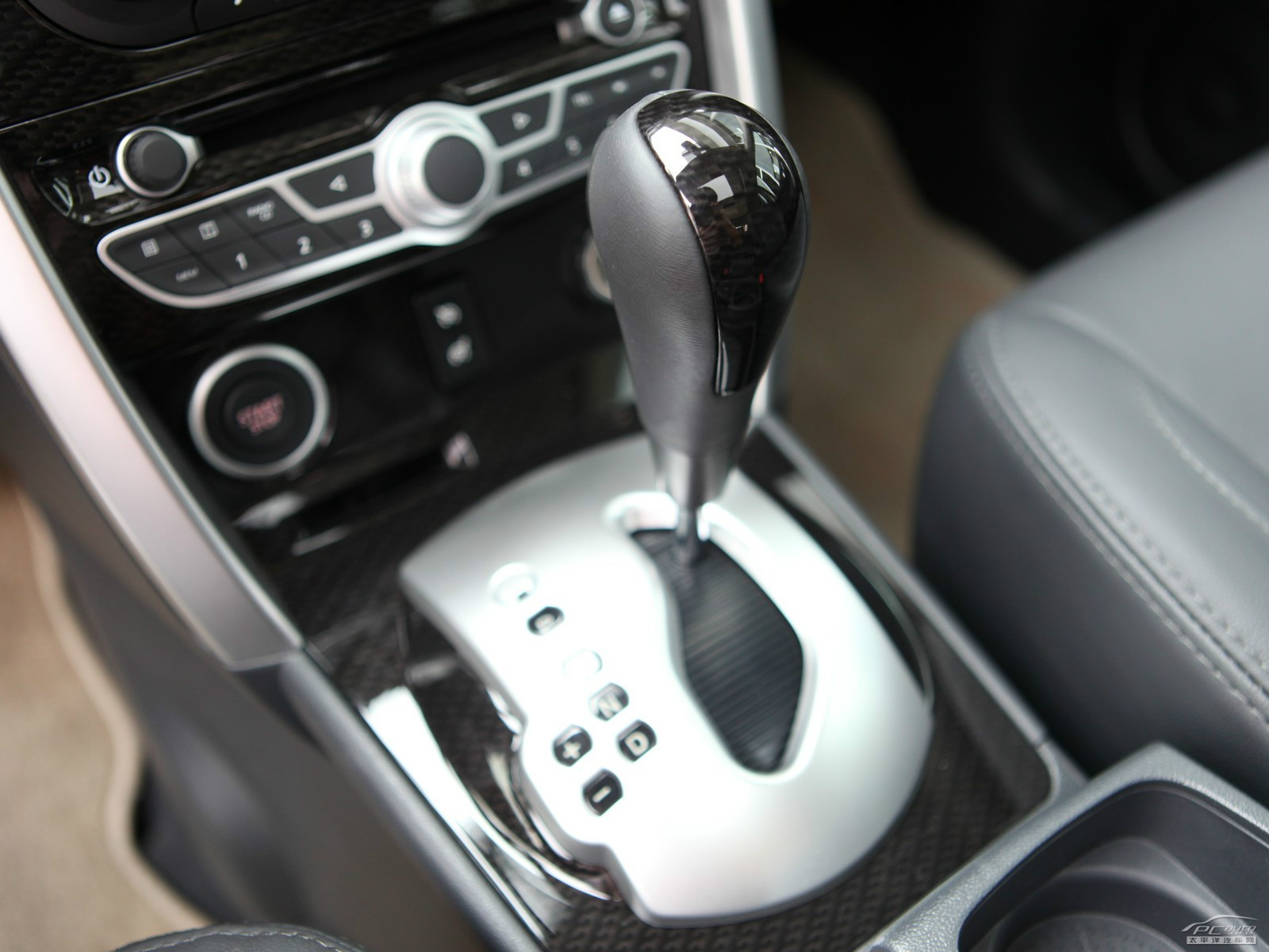 科雷傲(進口)內(nèi)飾高清大圖