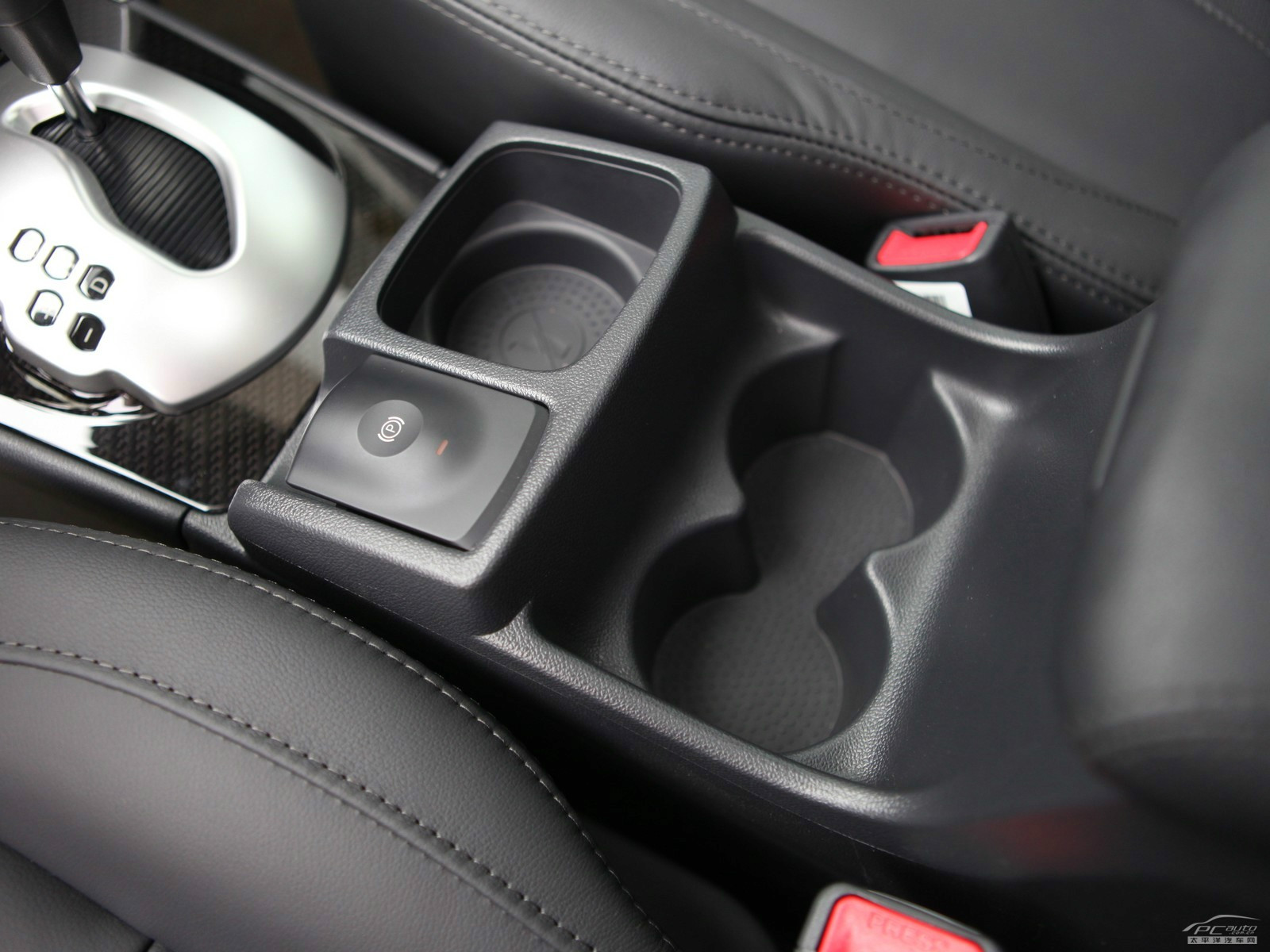 科雷傲(進(jìn)口)內(nèi)飾高清大圖