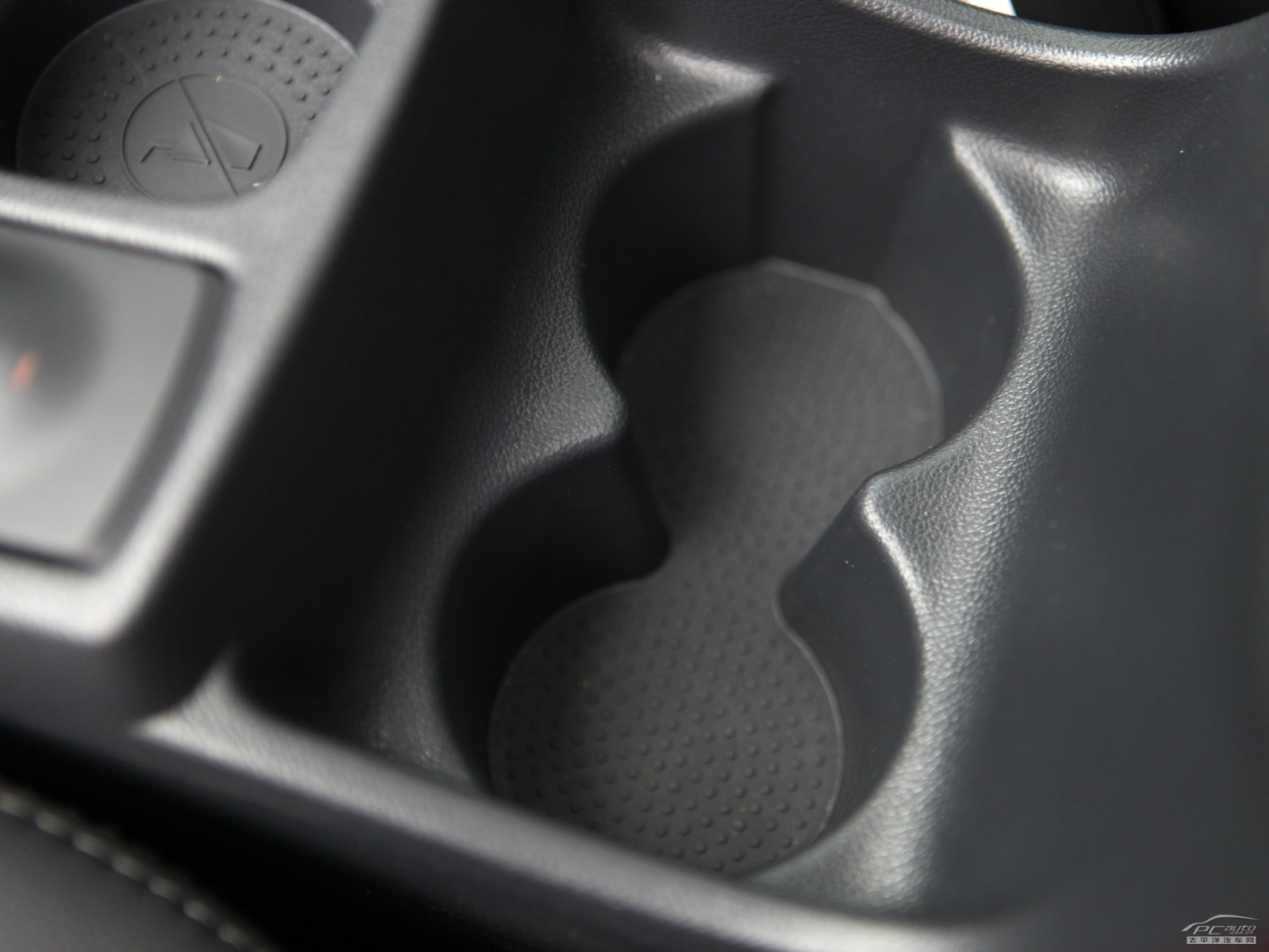 科雷傲(進(jìn)口)內(nèi)飾高清大圖