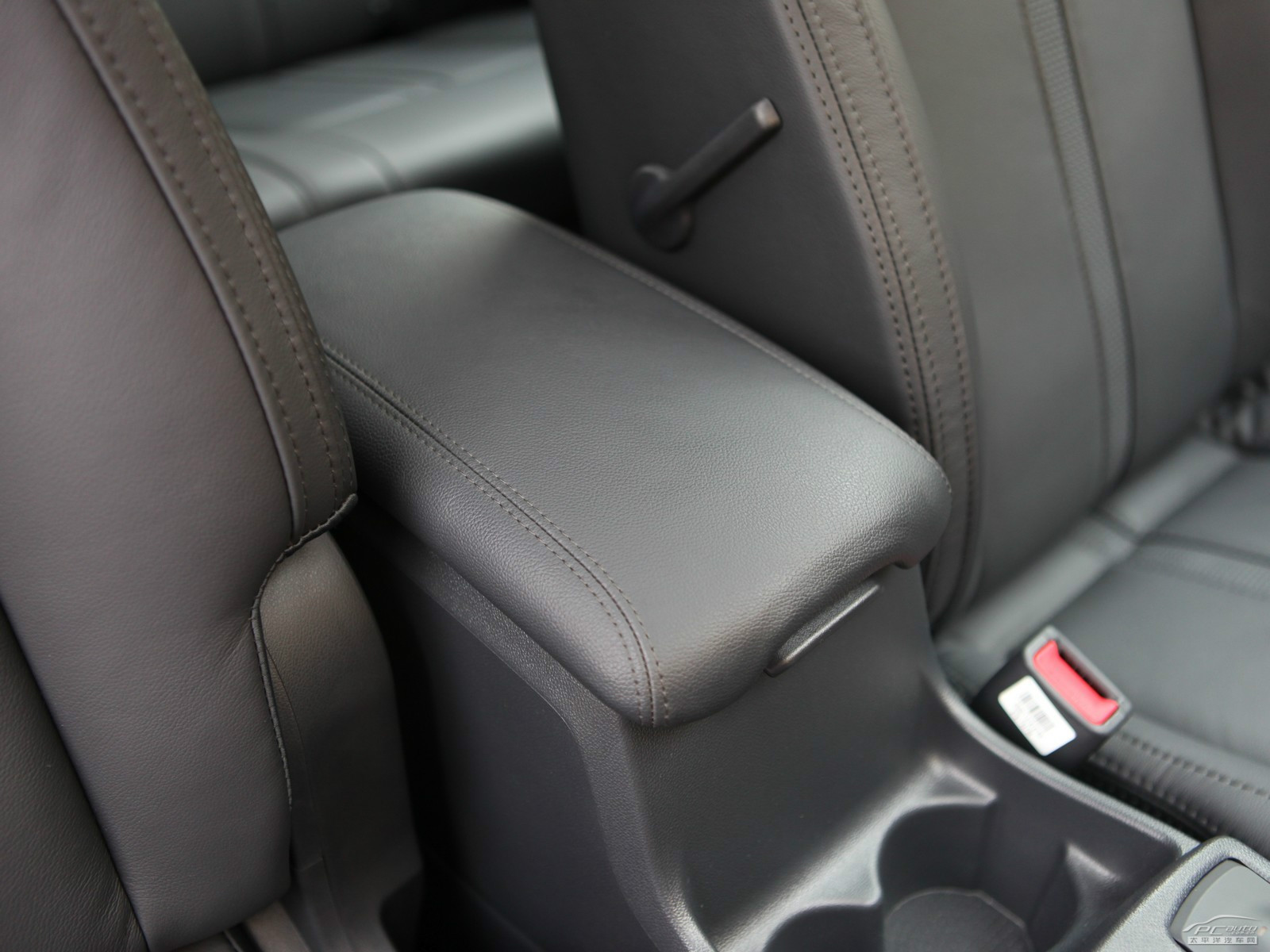 科雷傲(進(jìn)口)內(nèi)飾高清大圖