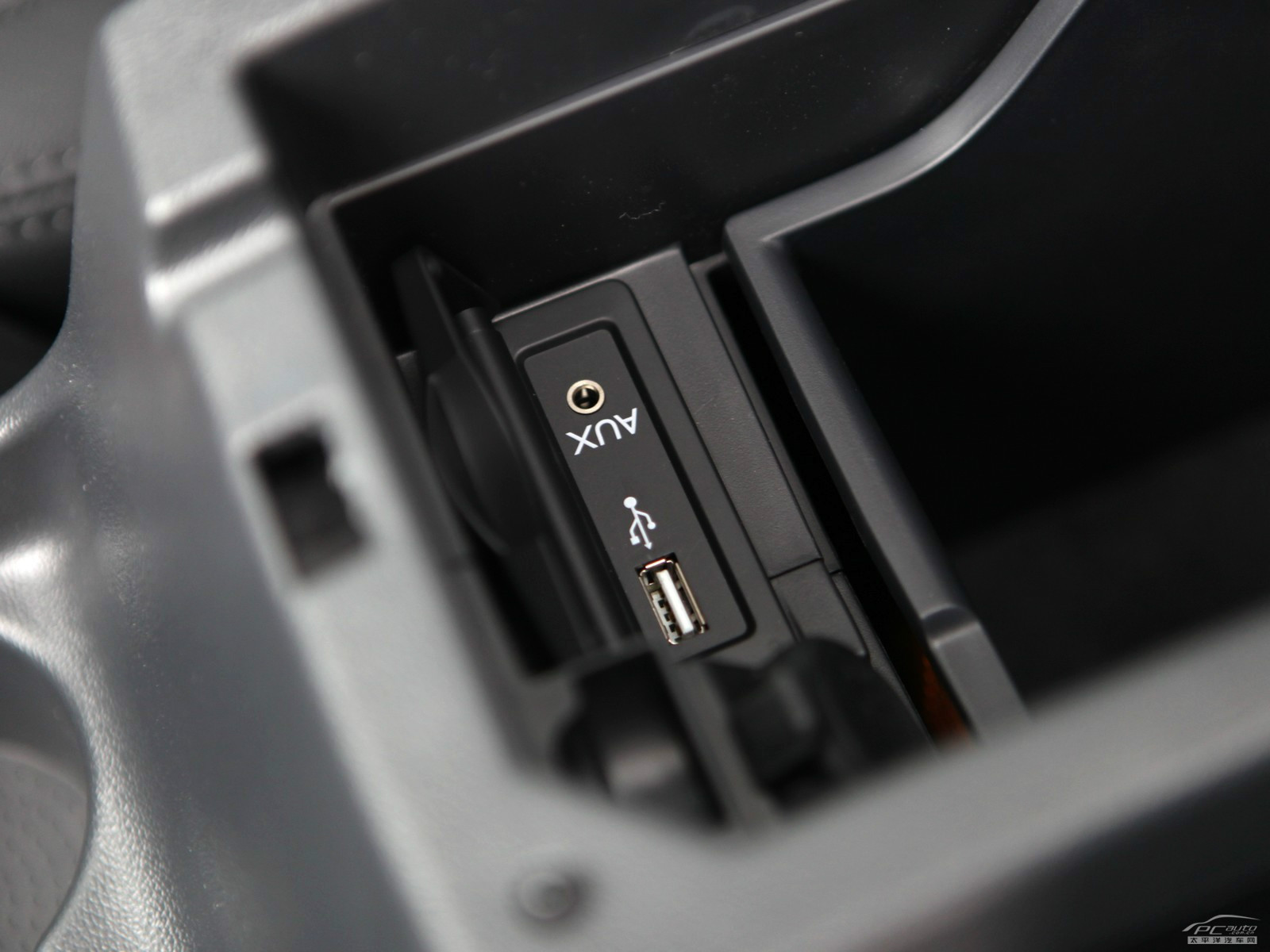 科雷傲(進(jìn)口)內(nèi)飾高清大圖