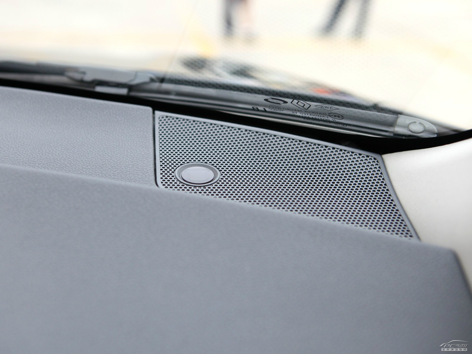 科雷傲(進(jìn)口)內(nèi)飾高清大圖