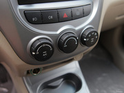 2011款 1.6L 手動(dòng)7座 精質(zhì)版 2011款 1.6L 手動(dòng)7座 精質(zhì)版