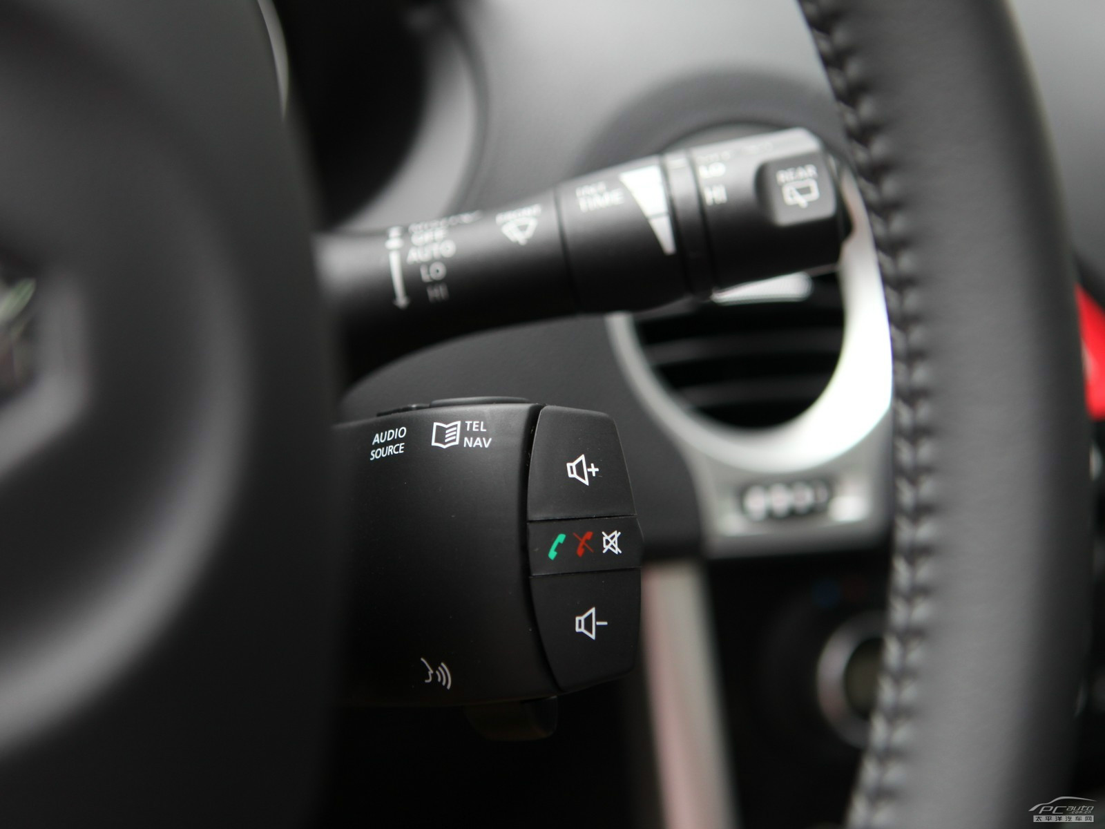 科雷傲(進(jìn)口)內(nèi)飾高清大圖