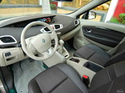 2011款 2.0L 風(fēng)景舒適版 2011款 2.0L 風(fēng)景舒適版