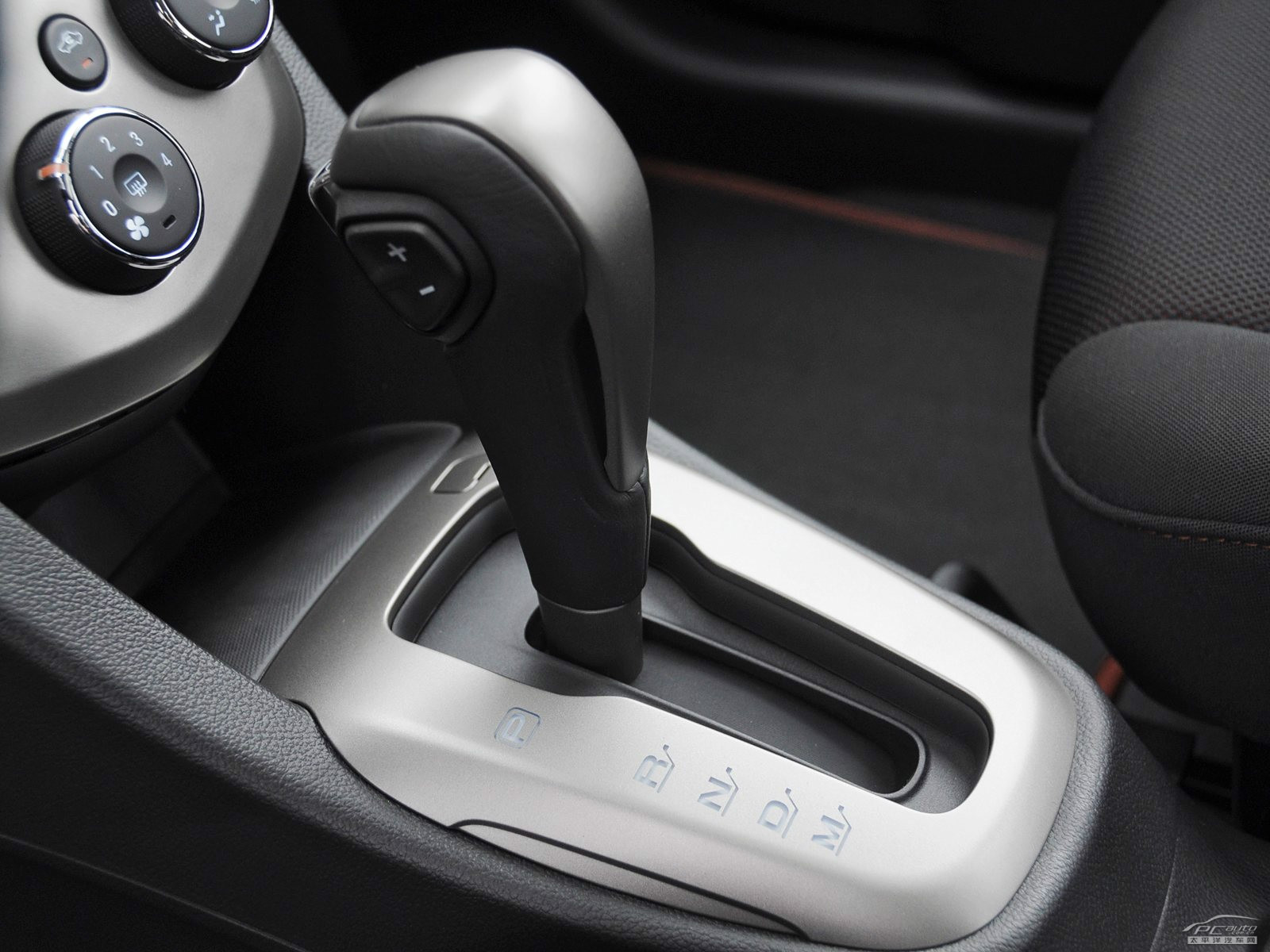 愛唯歐內(nèi)飾高清大圖