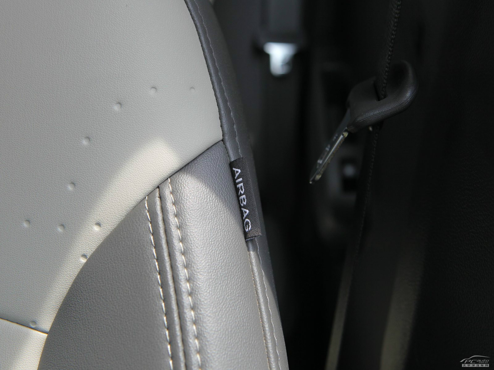 斯帕可Spark內(nèi)飾高清大圖