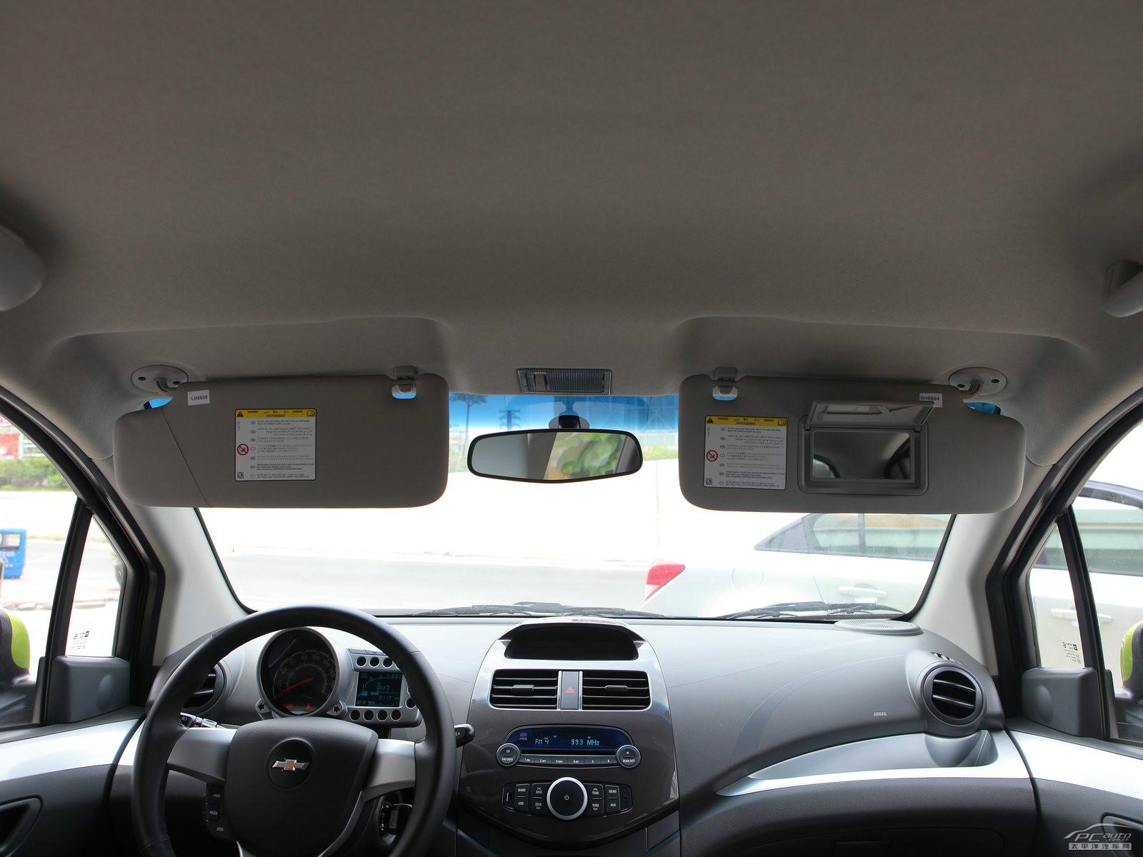 斯帕可Spark內(nèi)飾高清大圖