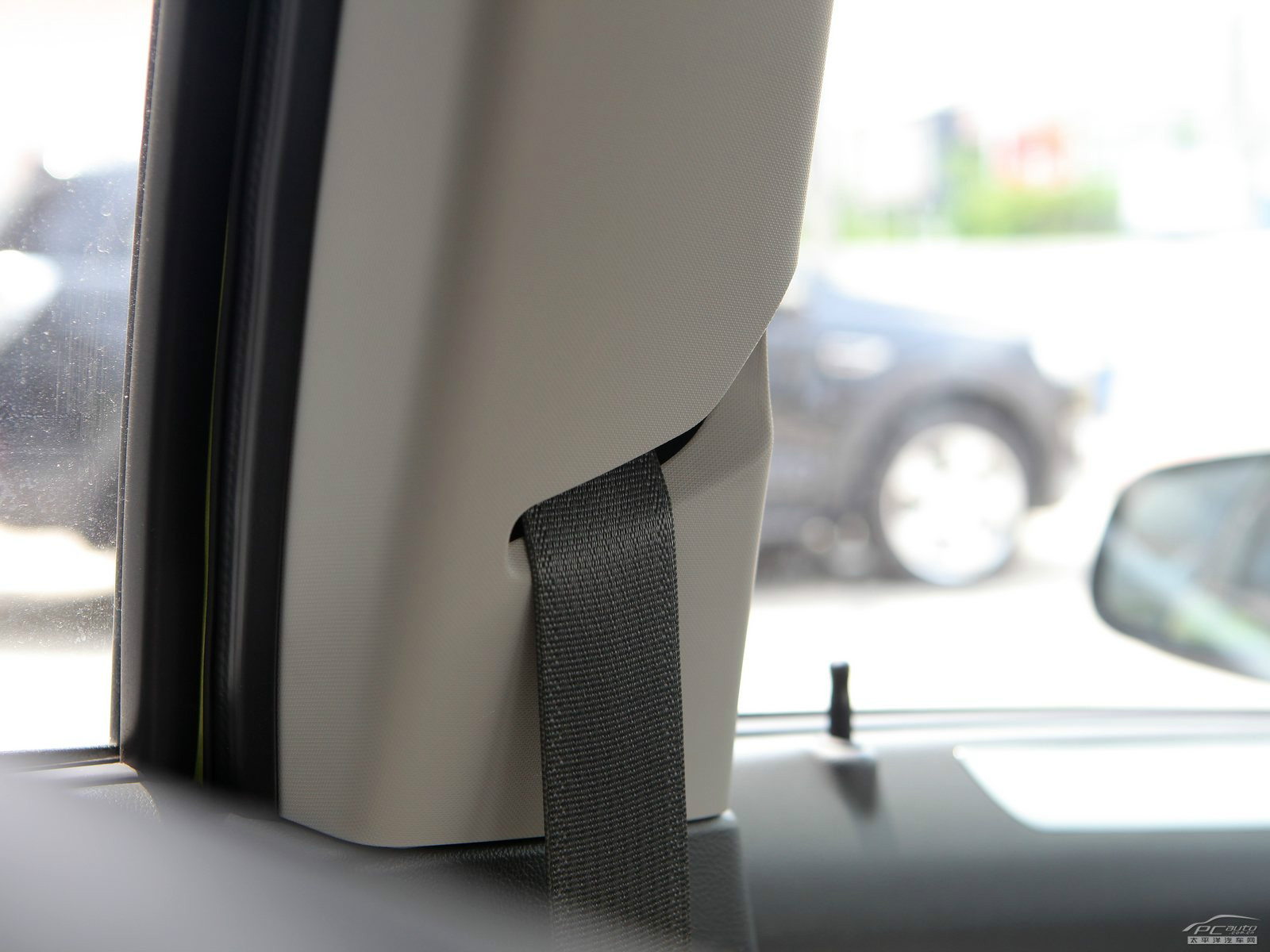 斯帕可Spark內(nèi)飾高清大圖