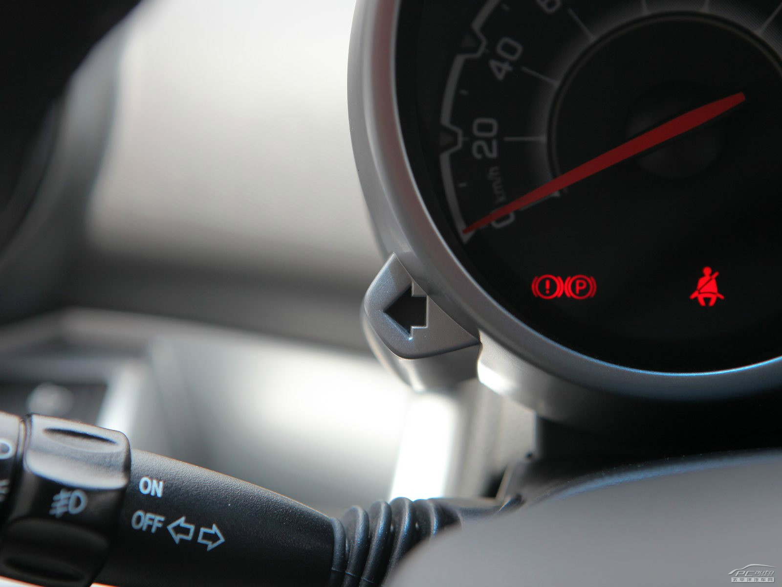 斯帕可Spark內(nèi)飾高清大圖