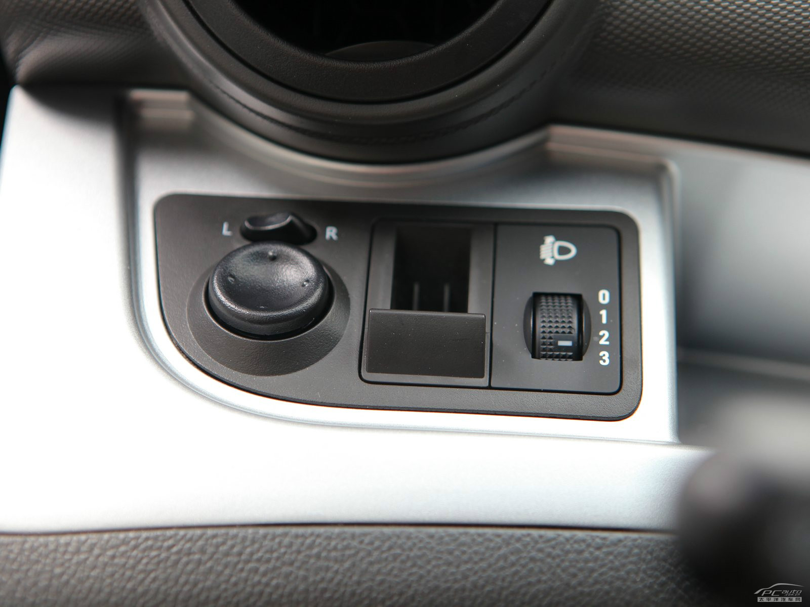 斯帕可Spark內(nèi)飾高清大圖