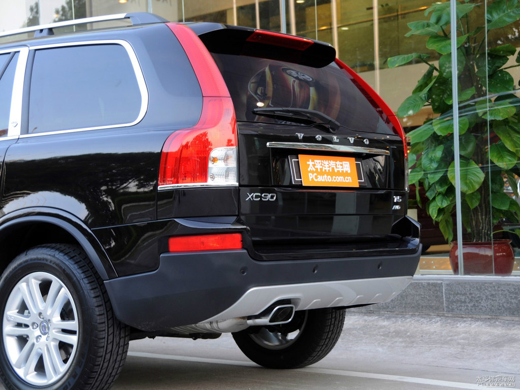 亮黑藍金屬漆沃爾沃XC90車尾外觀圖片