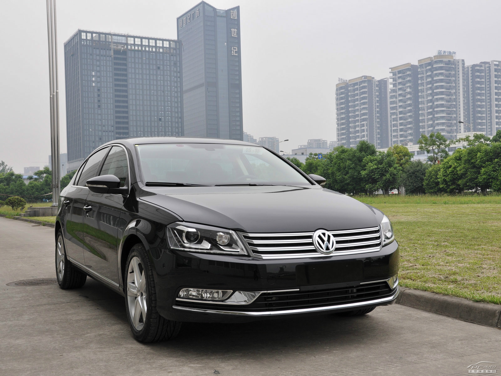 邁騰外觀高清大圖