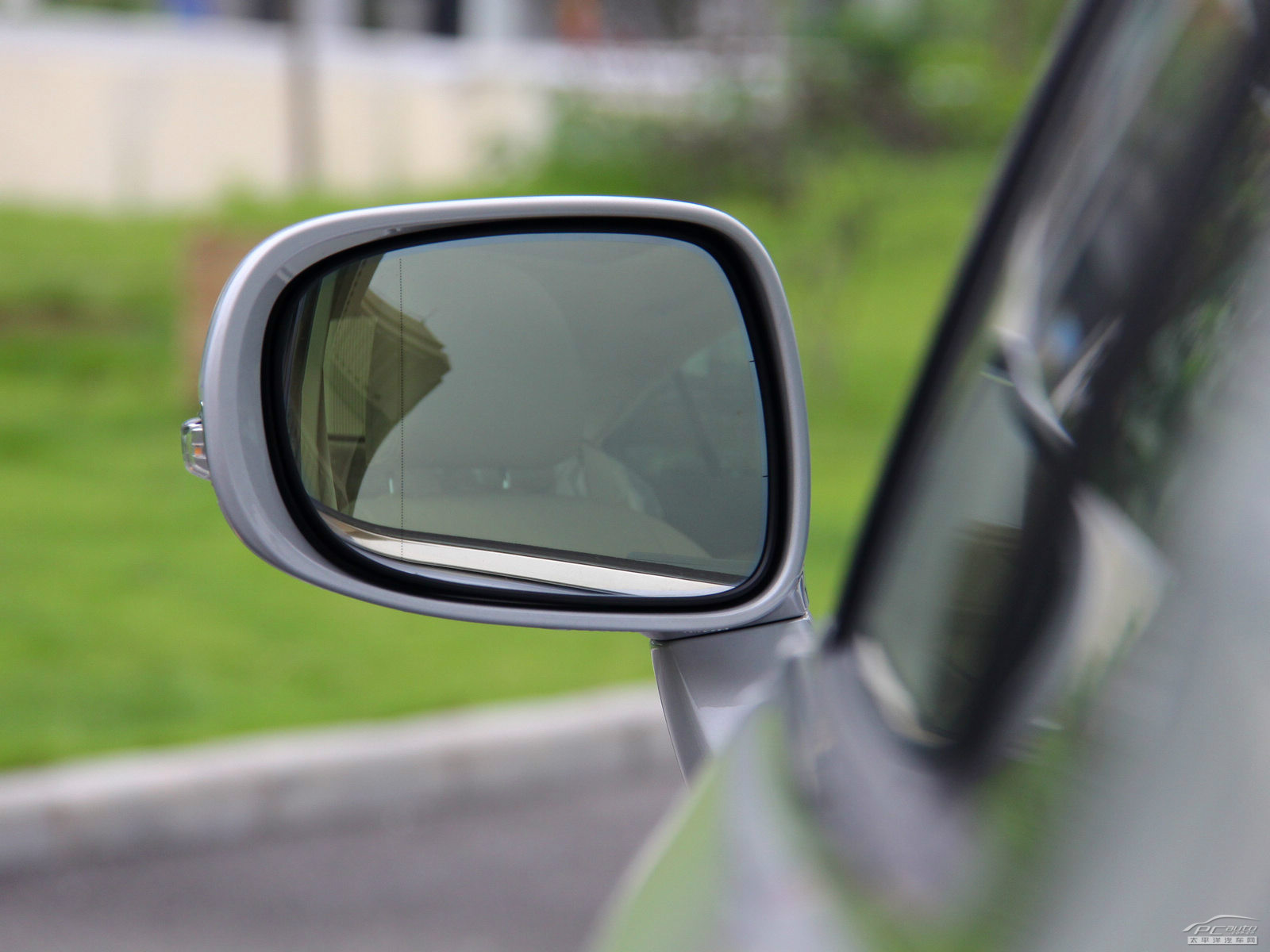 雷克薩斯ES外觀高清大圖