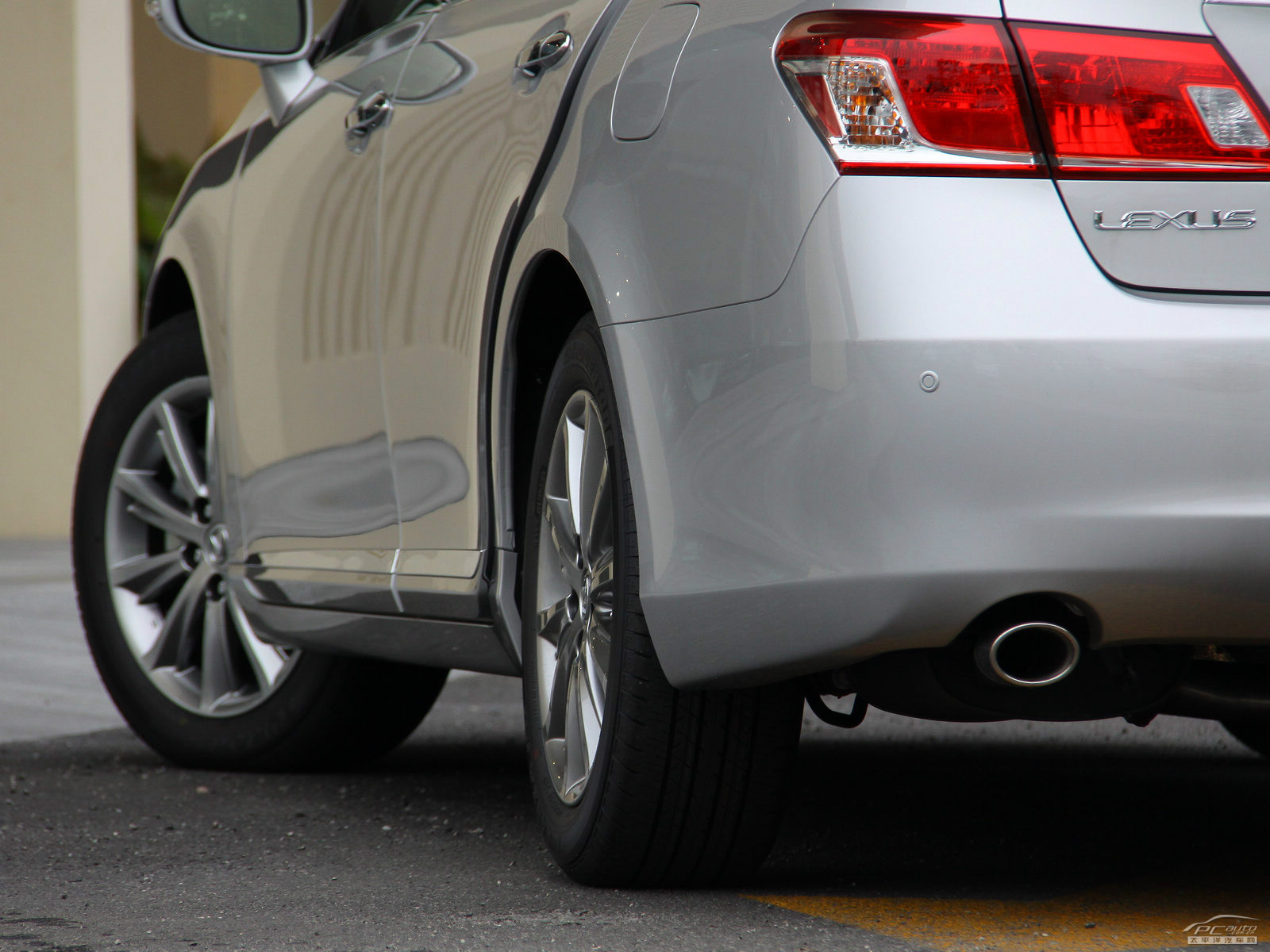 雷克薩斯ES外觀高清大圖