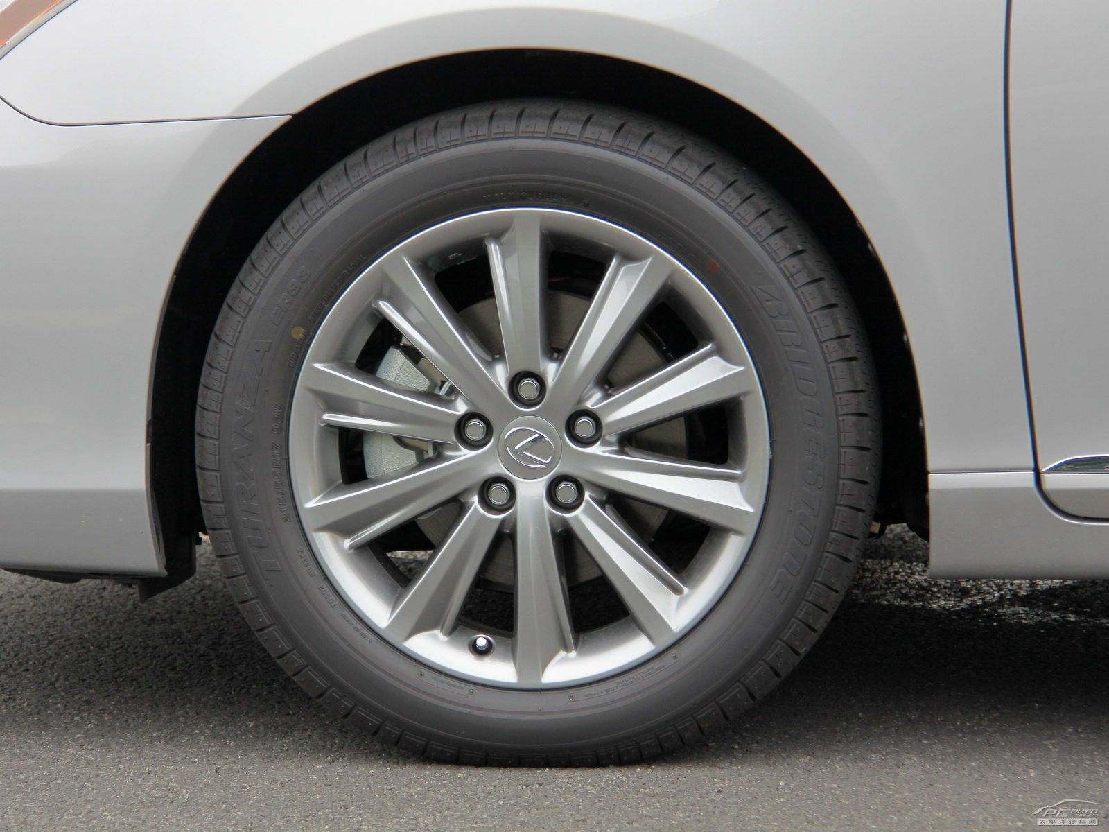 雷克薩斯ES外觀高清大圖