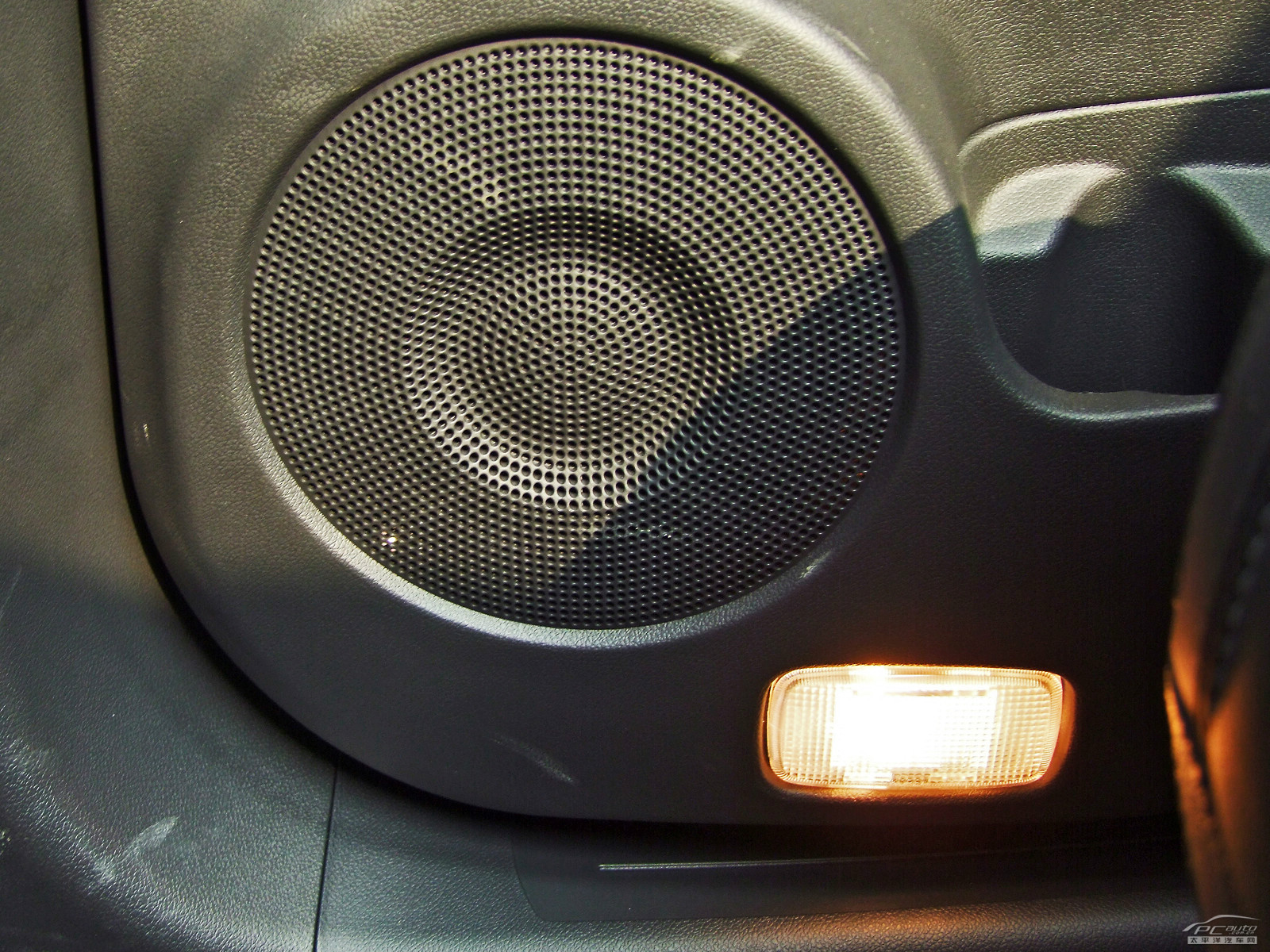 科雷傲(進(jìn)口)內(nèi)飾高清大圖