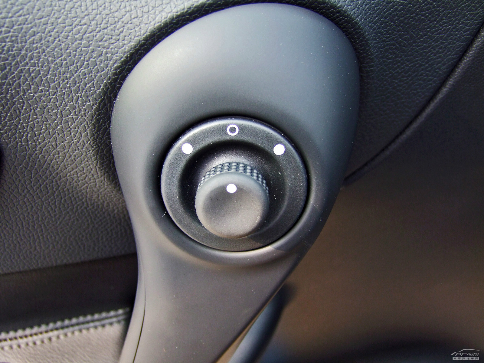 科雷傲(進(jìn)口)內(nèi)飾高清大圖