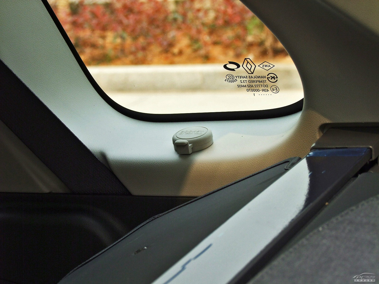 科雷傲(進(jìn)口)內(nèi)飾高清大圖