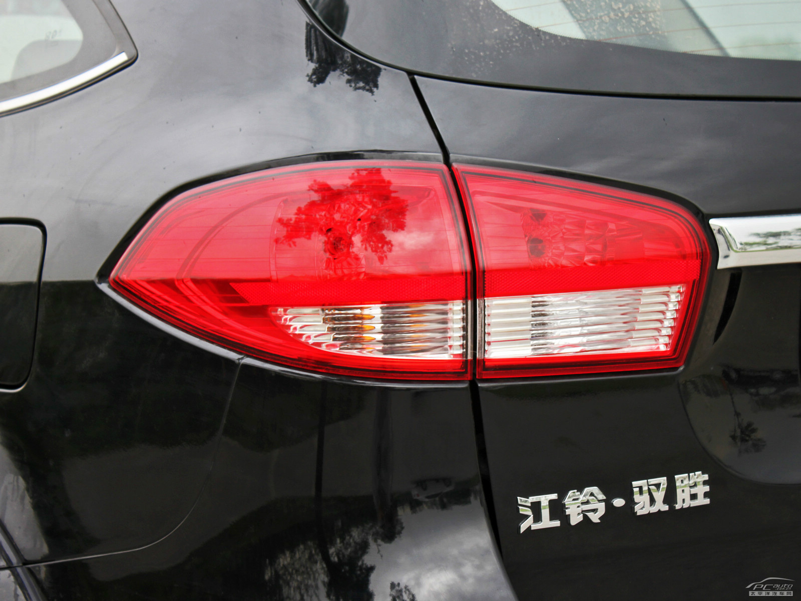 馭勝S350外觀高清大圖