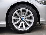 2011款 325i 時(shí)尚型 2011款 325i 時(shí)尚型