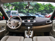 2011款 2.0L 風(fēng)景舒適版 2011款 2.0L 風(fēng)景舒適版