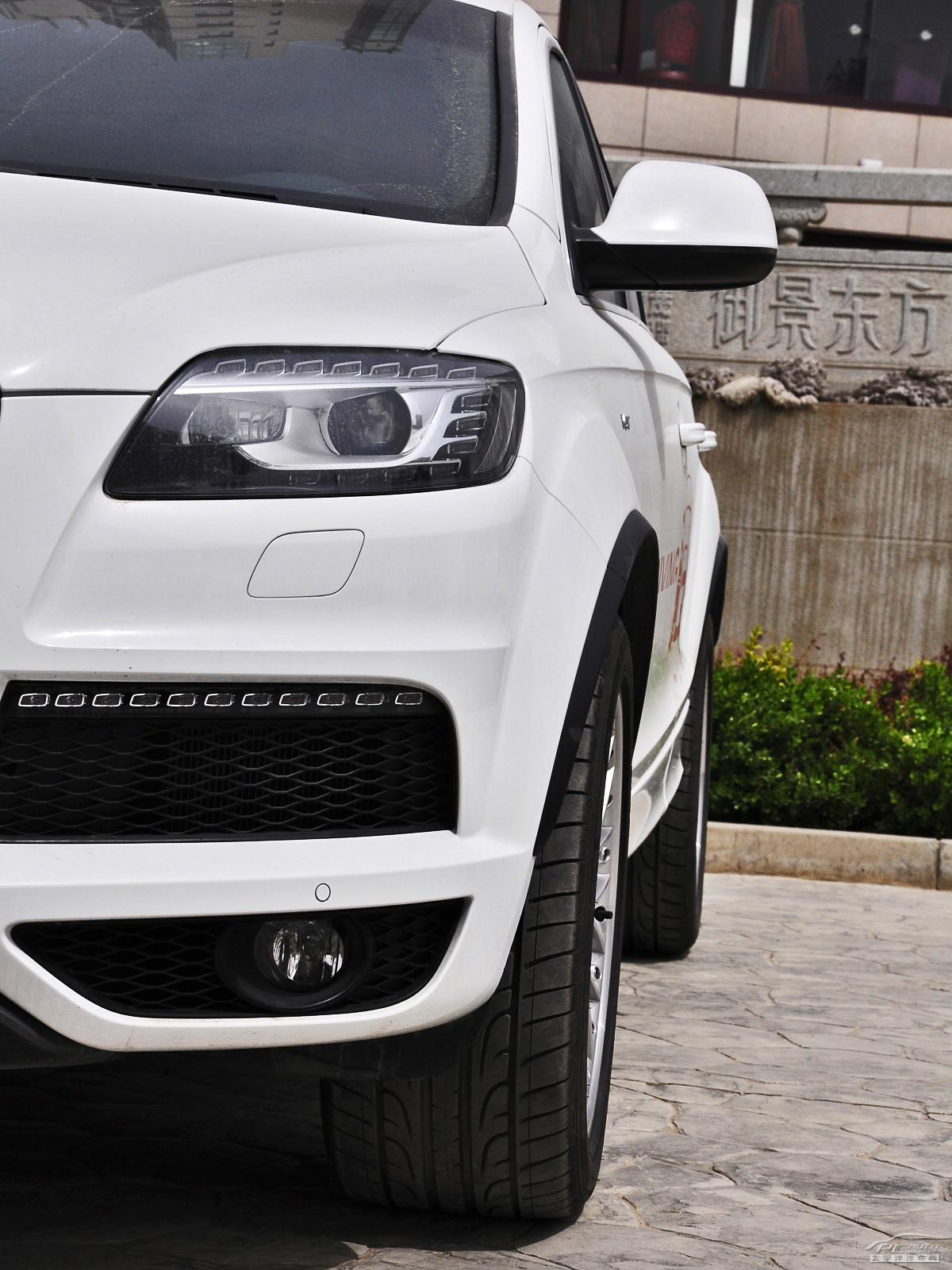 奧迪Q7外觀高清大圖