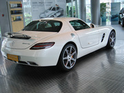 2011 AMG SLS