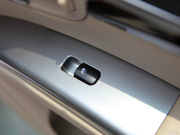 2011款 2.4L 兩驅(qū)至尊版 5座