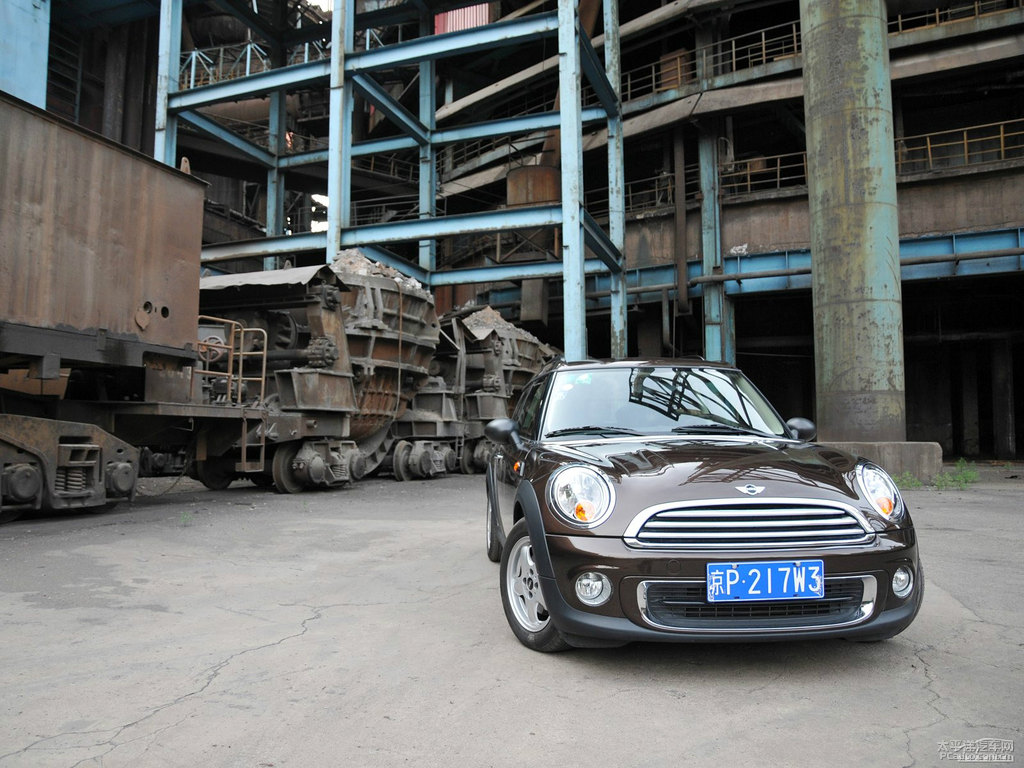 熱巧克力色MINI CLUBMAN整車外觀外觀圖片