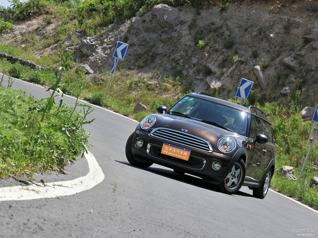 熱巧克力色MINI CLUBMAN整車外觀外觀圖片